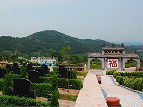 燃灯寺公墓风采